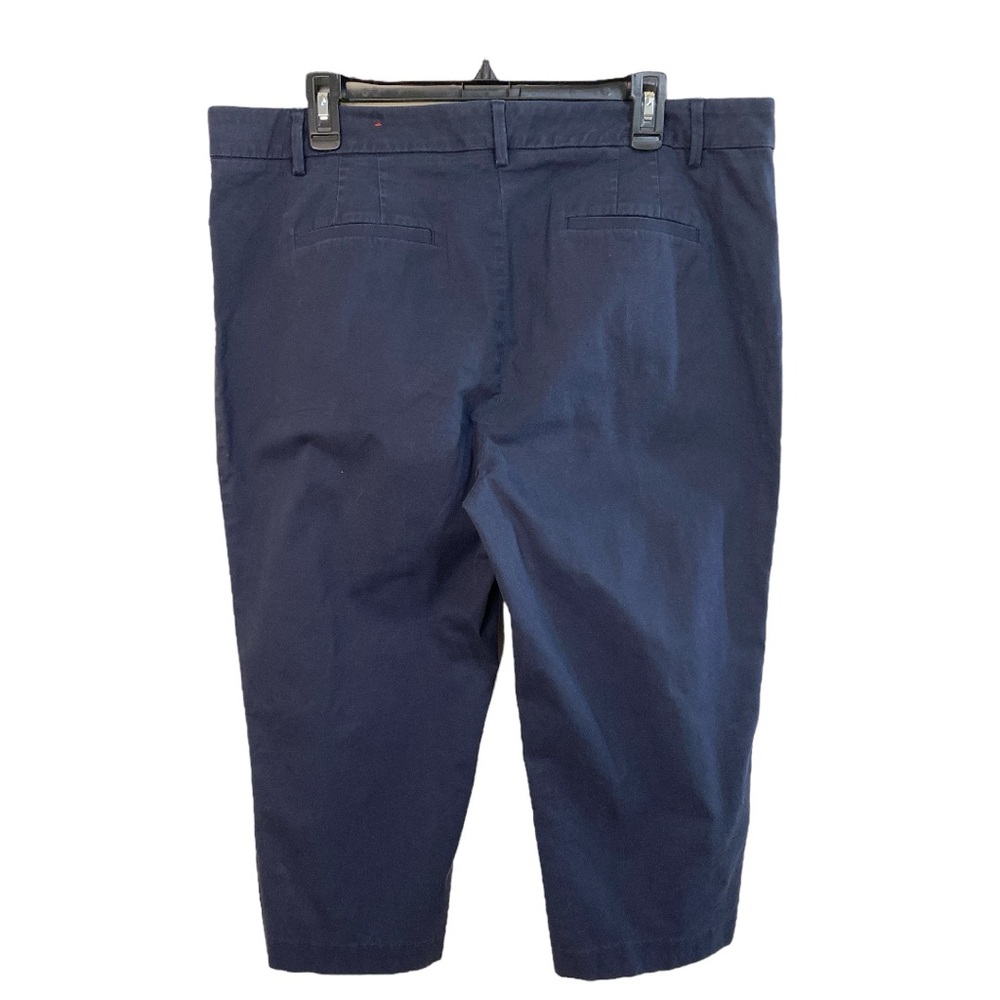 Talbots Capri "Skimmers" Navy Blue Button Details Preppy Classic Size 16‎ - Picture 3 of 11